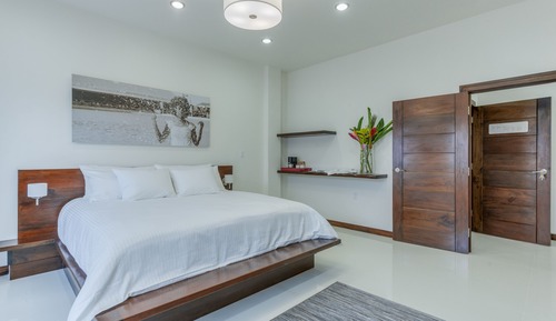 Luxury Suite, 1 Bedroom, 1 King Bed, Kitchenette