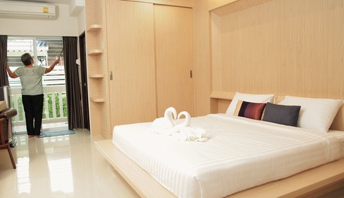 Suite Deluxe, 1 cama de matrimonio grande, no fumadores, vistas al jardín
