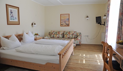 Habitación Confort doble, 1 cama doble con sofá cama