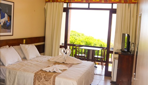 Suite superior, balcón, vistas a la piscina