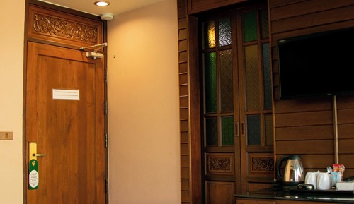 Deluxe Room (Second Building)
