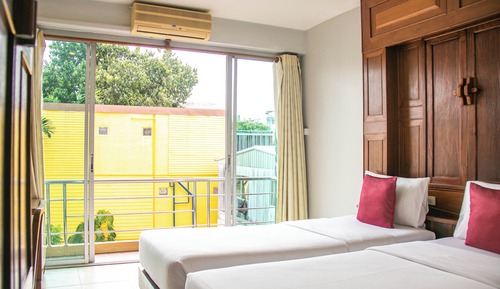 Deluxe Twin Room (Main Building)