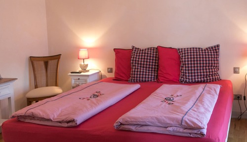 Habitación superior con 1 cama doble o 2 individuales, baño privado (Coeur d'Alsace)