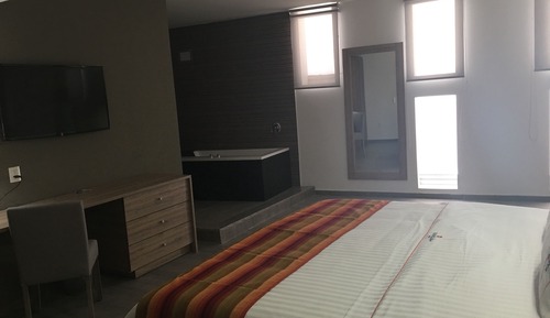 Suite Deluxe, 1 cama de matrimonio grande con sofá cama