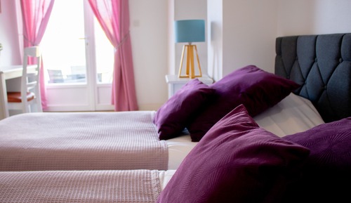 Habitación Confort con 1 cama doble o 2 individuales, 2 camas individuales