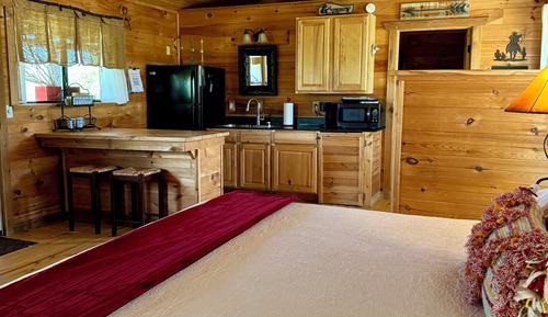 Cabaña panorámica, 1 cama de matrimonio grande, bañera de hidromasaje, vistas a la colina