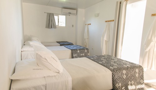 Dormitorio compartido, solo para hombres, baño compartido