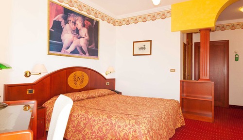 Suite junior, balcón