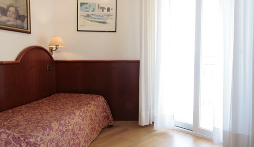 Habitación individual estándar, terraza, vistas parciales al mar