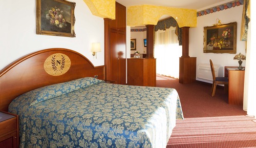 Suite exclusiva, terraza, mirando al mar
