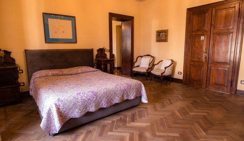 Habitación superior, vistas a la colina