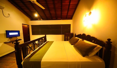 Habitación Deluxe doble, no fumadores, vistas a la piscina