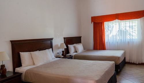 Habitación Deluxe, 2 camas de matrimonio