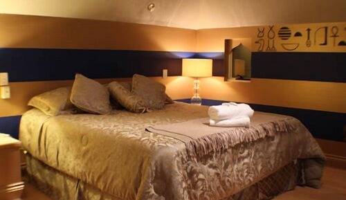 Suite, bañera de hidromasaje (Pharoah)