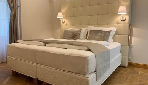 Apartamento familiar (separate bedroom, park view )