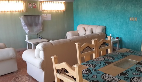 Apartamento económico, 2 habitaciones, vistas a la ciudad