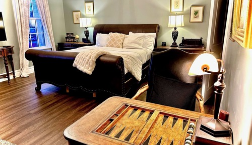 Catskill Suite 303, 1 King Bed