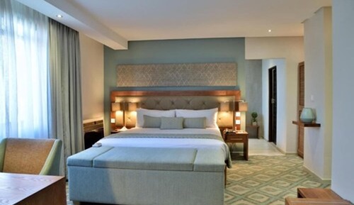 Suite, 1 cama de matrimonio, vistas al río
