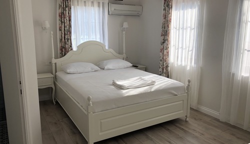 Habitación estándar con 1 cama doble o 2 individuales
