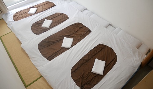 Habitación tradicional (with Shared Bathroom, 4 Persons)