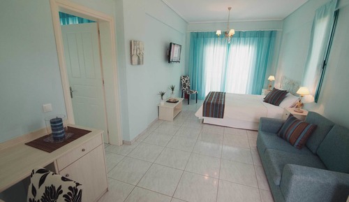 Family Room, Sea View