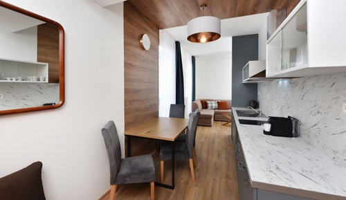 Apartamento Grand, cocina básica