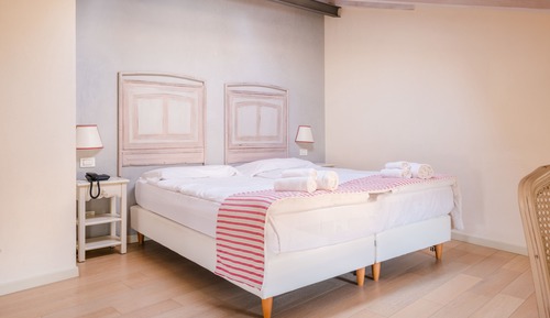 Habitación cuádruple estándar, 1 habitación