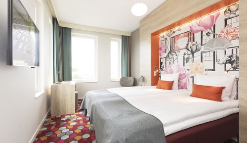 Stylish Twin Room