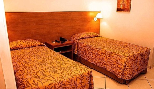 Habitación estándar con 2 camas individuales