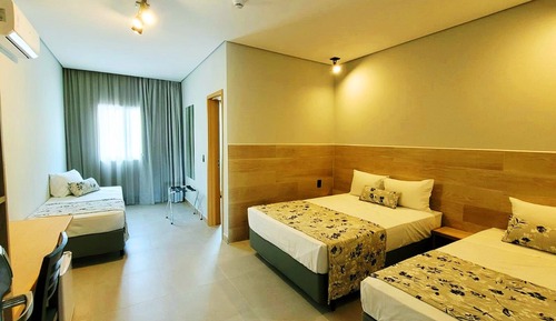 Habitación cuádruple Deluxe