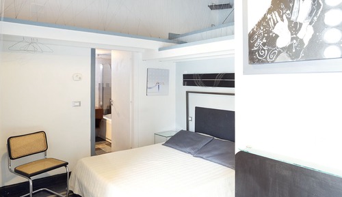 Habitación superior con 1 cama doble o 2 individuales