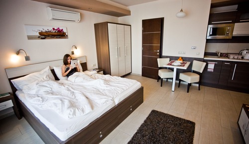 Estudio, balcón