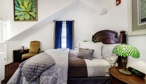 Habitación Confort, 1 cama de matrimonio, balcón ( (9, 13))