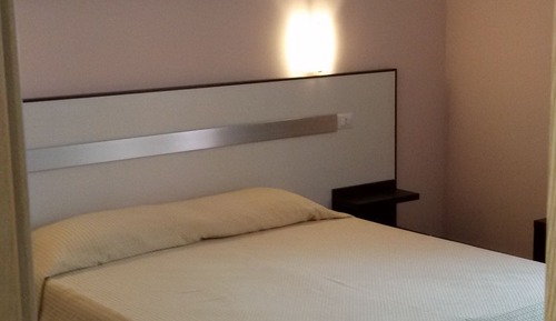 Habitación económica doble, 1 cama de matrimonio