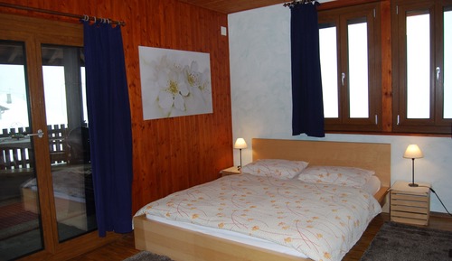 Habitación cuádruple, baño compartido