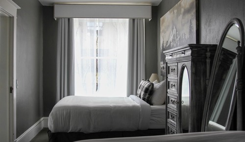 Suite familiar