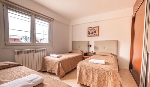 Apartamento Grand, 2 habitaciones, 2 baños, vistas a la montaña