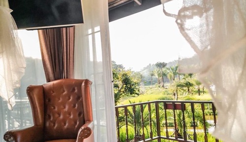 Mountain View Pool Villa (Phumektawan)