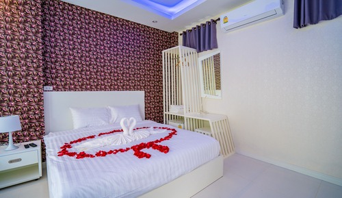 Mini Family Room (Phuchomtawan)