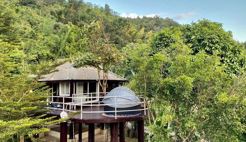 Super Deluxe Jacuzzi