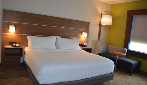 Habitación estándar, 1 cama de matrimonio grande (Comm, Roll Shwr)