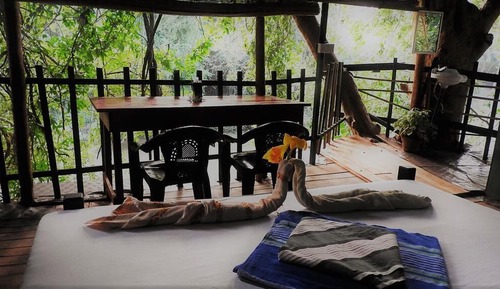 Cabaña básica, 1 cama de matrimonio, vistas al río