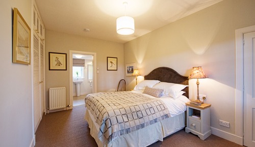 Cottage, 2 Bedrooms (Pine)