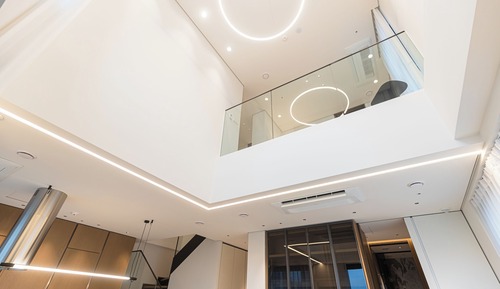 Luxury Apartment, 2 Bedrooms, Balcony, City View