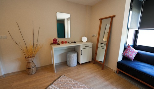 Deluxe Double Room, Balcony, Garden View