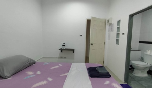 Basic Single Room