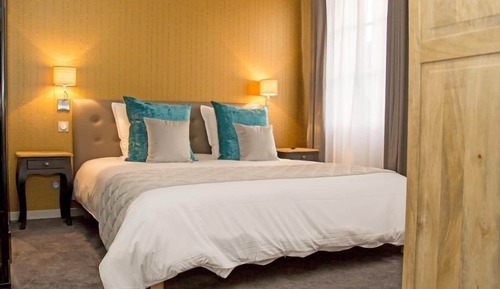 Double Room, City View