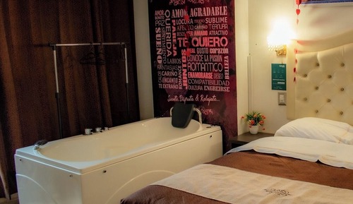 Junior Suite, City View