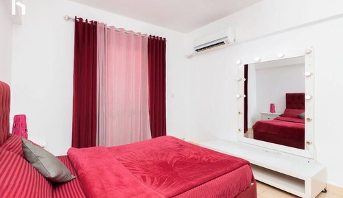 Family Apartment, City View