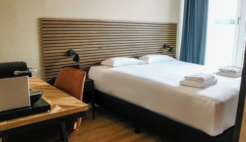Basic Twin Room